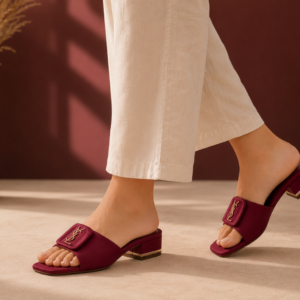 Junoon Elegant Buckle Slide