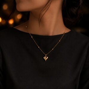 Elegant Heart Pendant Set